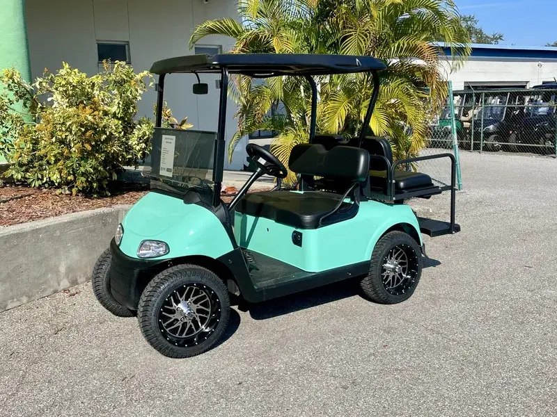 2020 E-Z-GO RXV ELiTE Lithium thumb 1