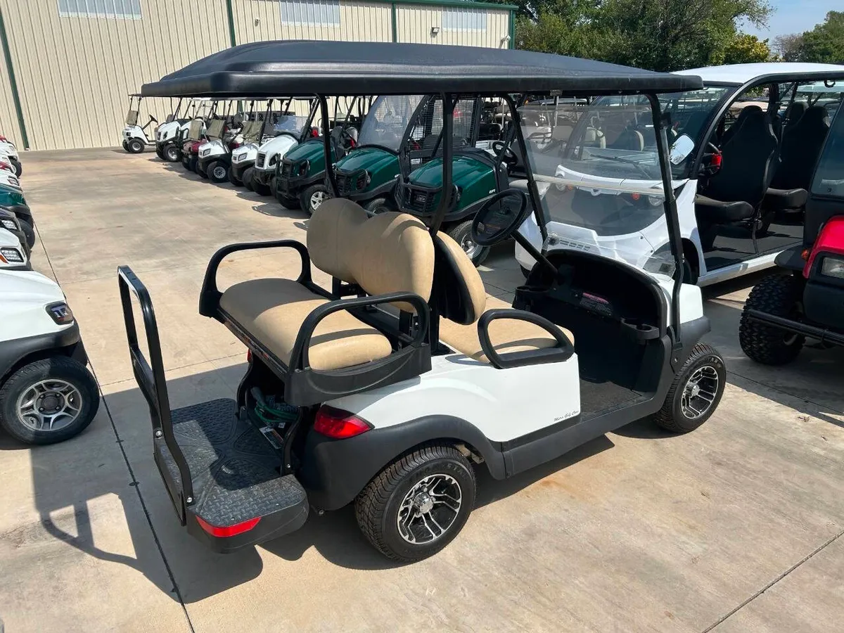 2021 Club Car 4 Passenger Lithium Golf Car thumb 2