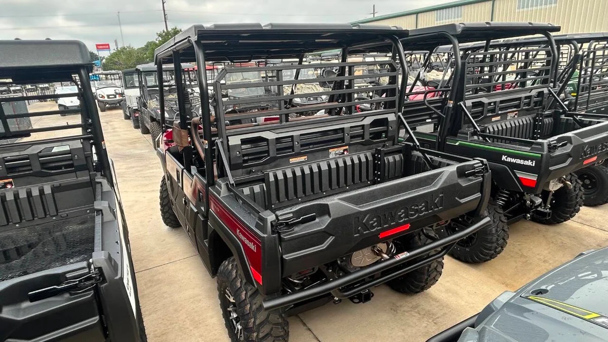 2026 Kawasaki Mule Pro-FXT Platinum Ranch Edition thumb 2