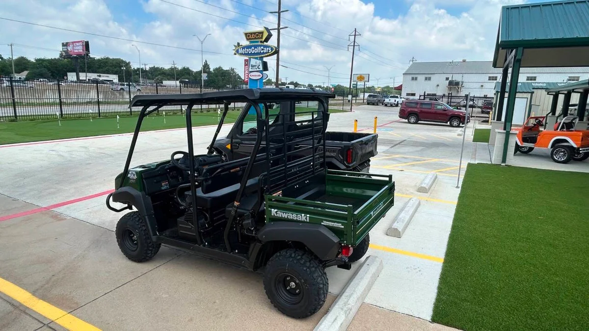 2026 Kawasaki Mule 4010 TRANS 4x4 Gas 4 Passenger thumb 2