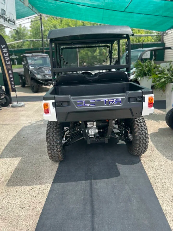 2027 HuntVe Electra Crew 4x4 Electric 15.3 kWh Lithium EPS thumb 3