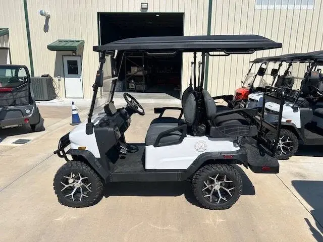 2026 Denago Nomad Electric 4 Passenger thumb 2