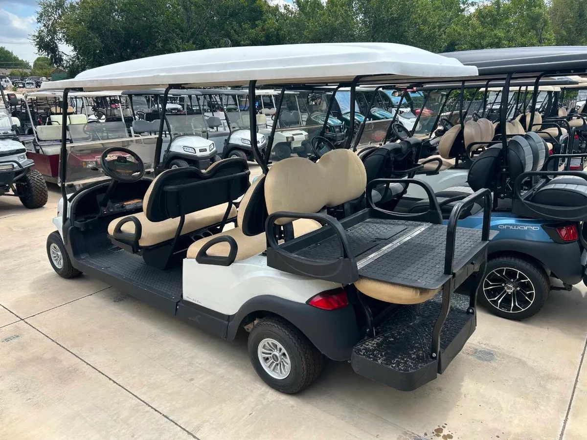 2023 Club Car Onward 6 Passenger thumb 2
