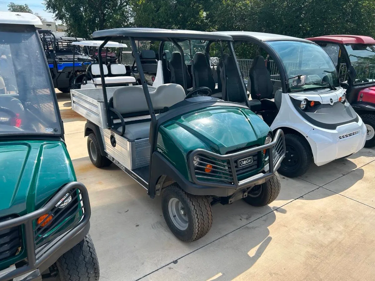 2023 Club Car Carryall photo 1