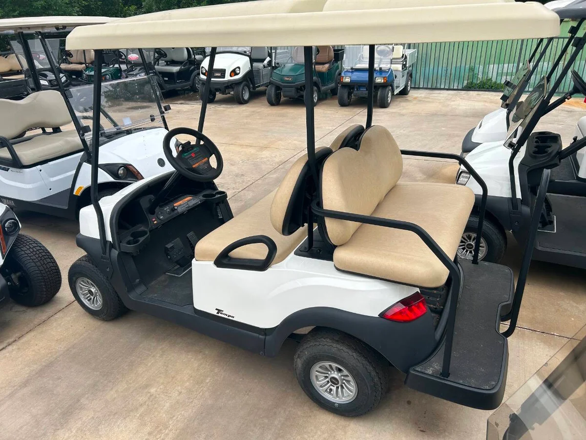 2025 Club Car 4 Passenger EFI Gas Tempo thumb 2
