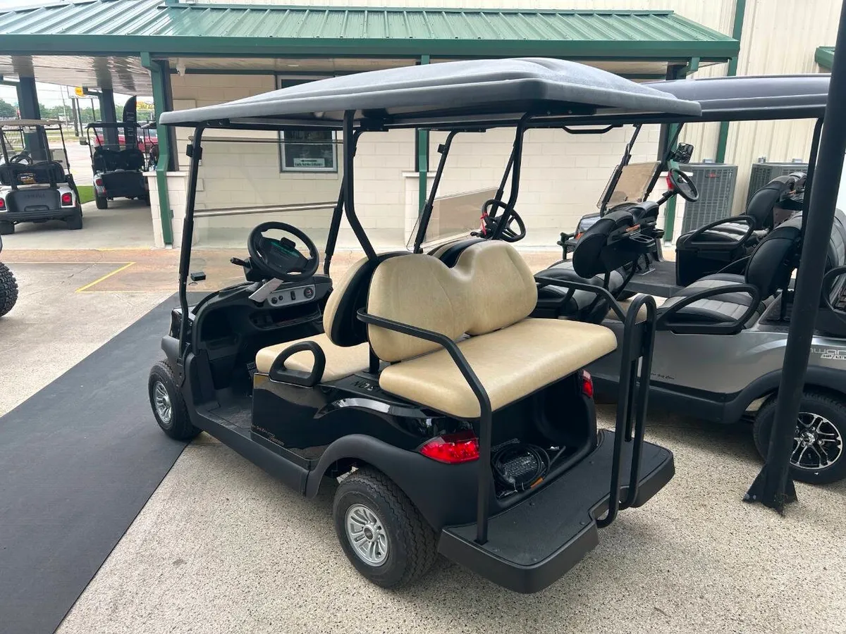 2026 Club Car 4 Passenger FLA Electric Tempo thumb 3