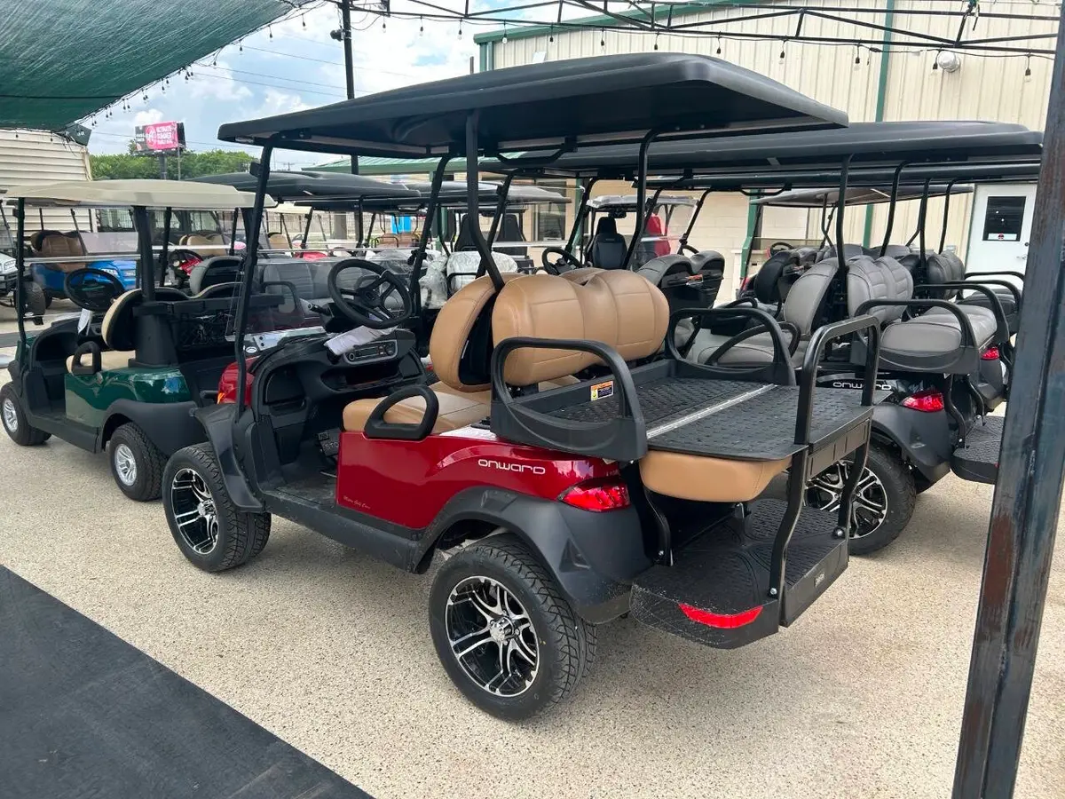 2027 Club Car Onward 4 Passenger thumb 4