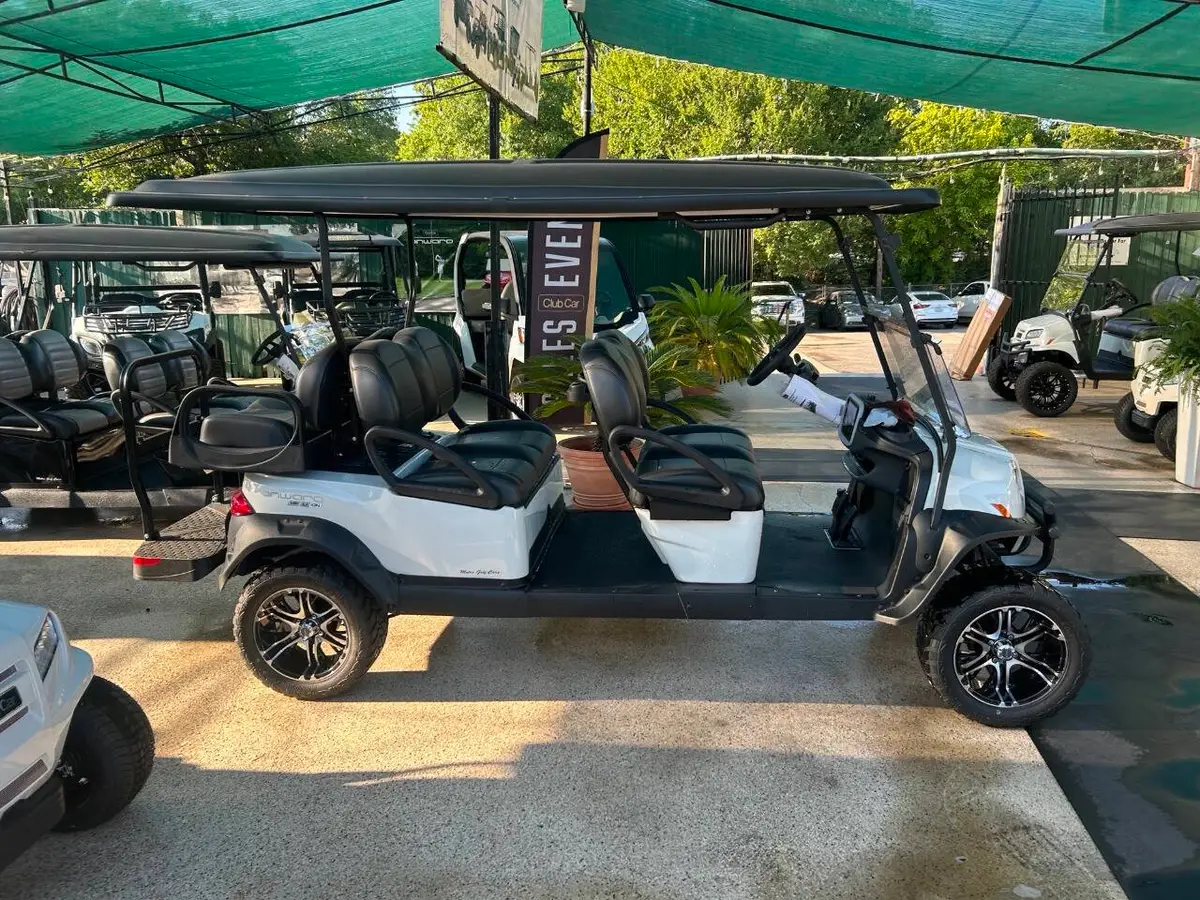 2027 Club Car Onward Electric thumb 2