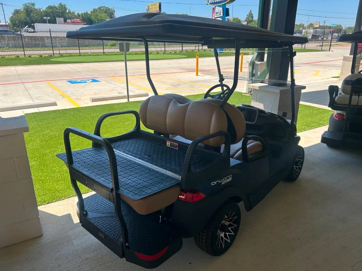 2027 Club Car Onward 4 Passenger thumb 4