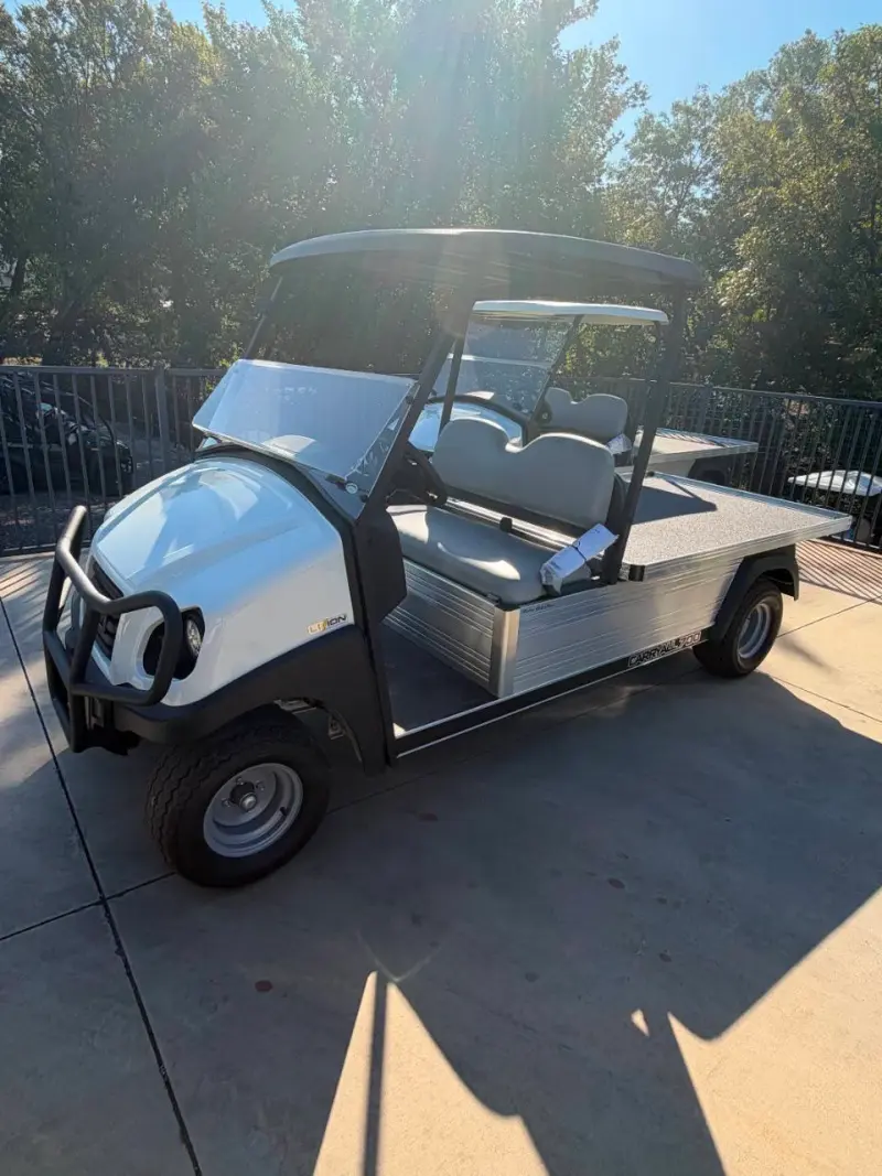 2027 Club Car Carryall Flat Bed photo 1