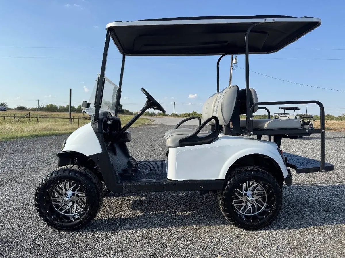 2022 E-Z-GO Freedom ELiTE Lithium thumb 3