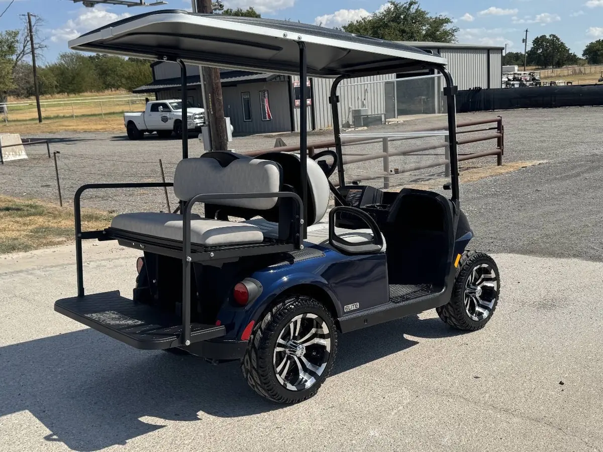 2025 E-Z-GO RXV ELiTE Lithium thumb 3