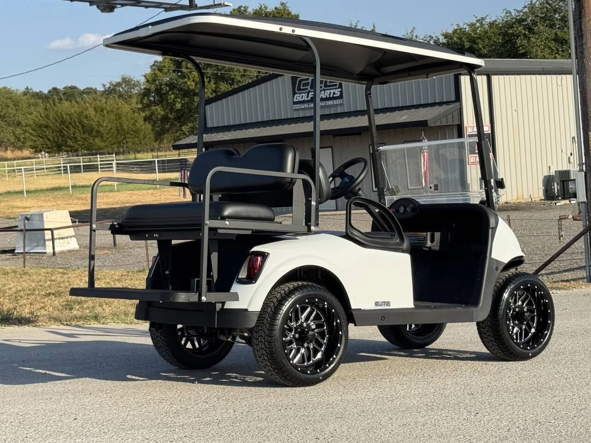2021 E-Z-GO RXV ELiTE Lithium thumb 4