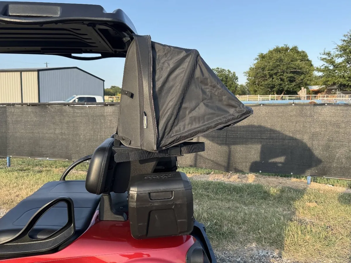 2025 E-Z-GO Valor thumb 2