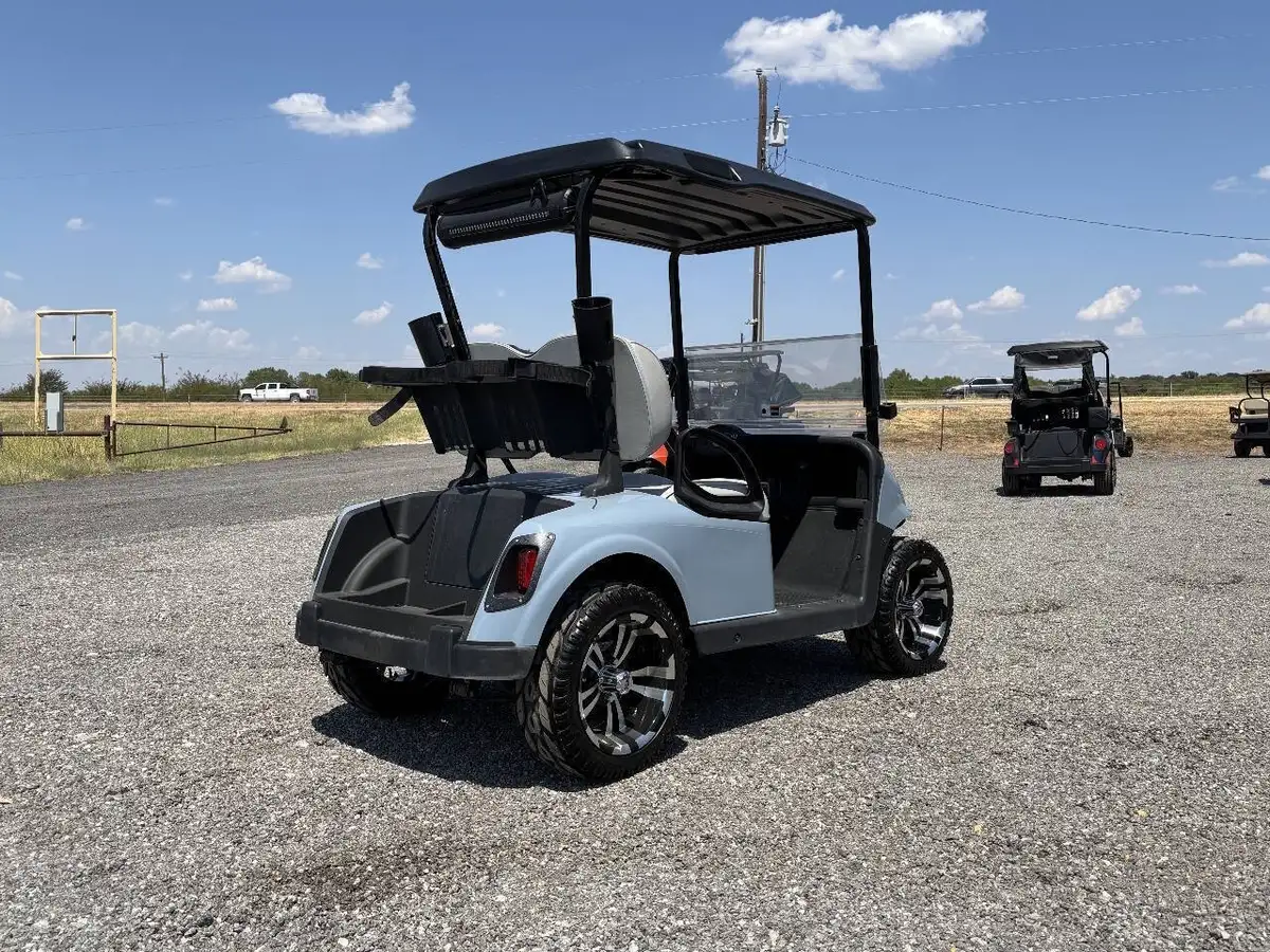 2020 E-Z-GO RXV ELiTE Lithium thumb 4