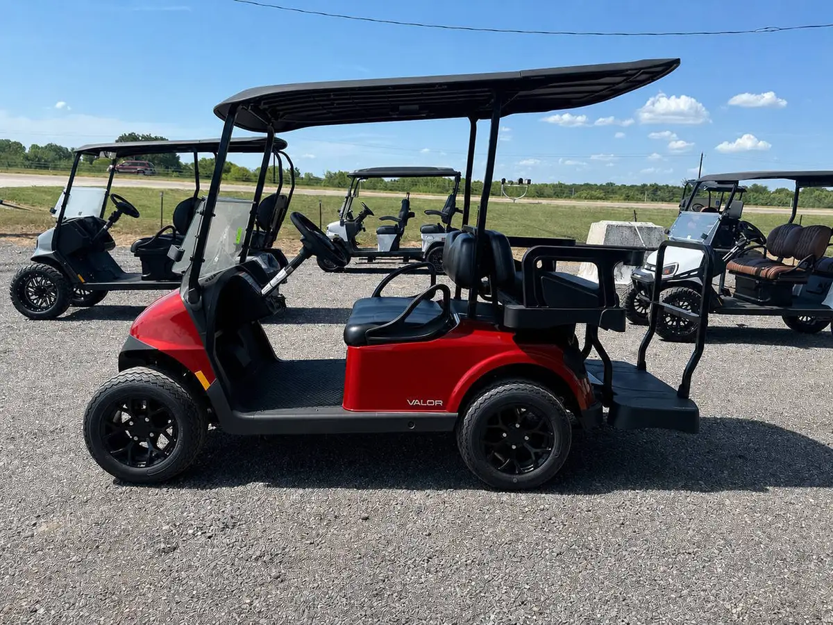 2027 E-Z-GO RXV RXV VALOR 4 S+ Kawasaki EFI GAS thumb 4