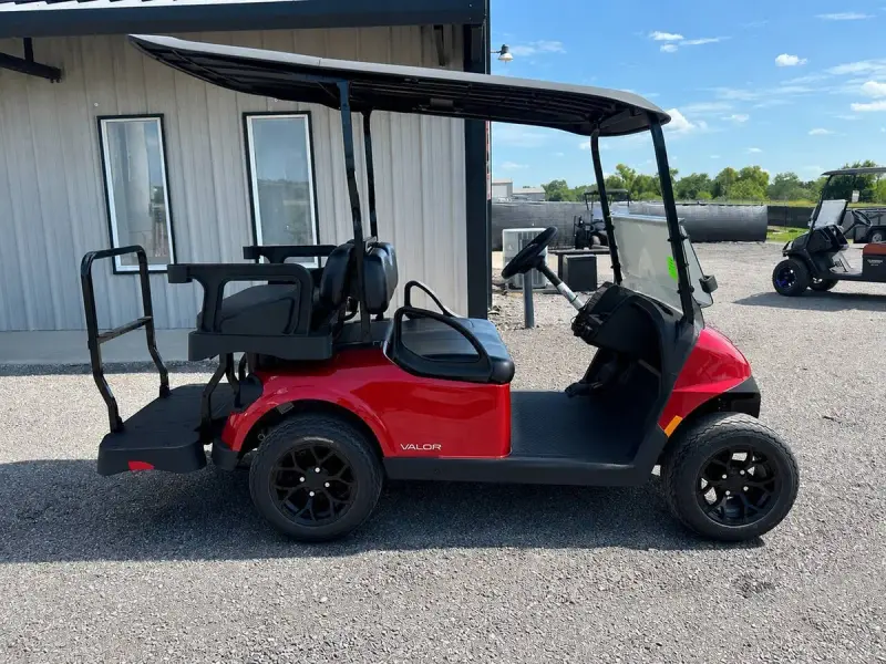 2027 E-Z-GO RXV RXV VALOR 4 S+ Kawasaki EFI GAS thumb 1