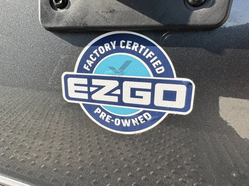 2021 E-Z-GO RXV ELiTE Lithium thumb 2