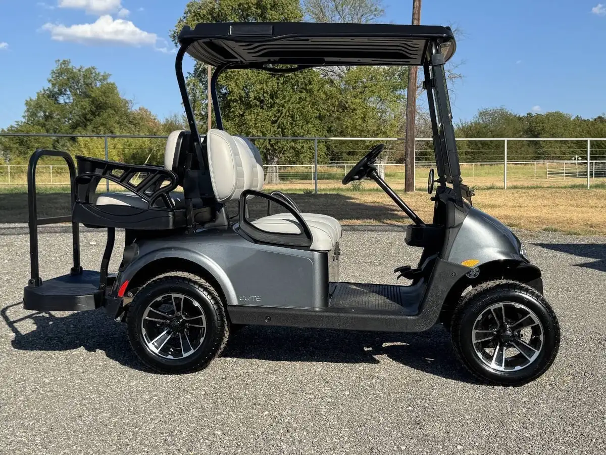 2023 E-Z-GO Freedom ELiTE Lithium thumb 3
