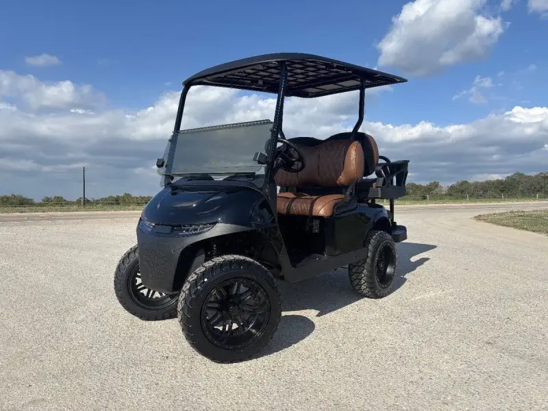 2024 E-Z-GO RXV ELiTE Lithium photo 1