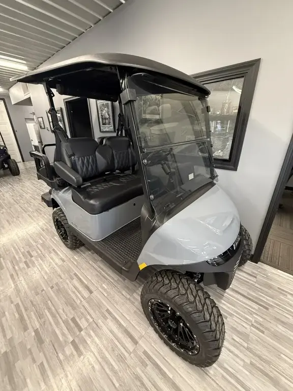2026 E-Z-GO RXV ELiTE Lithium thumb 1