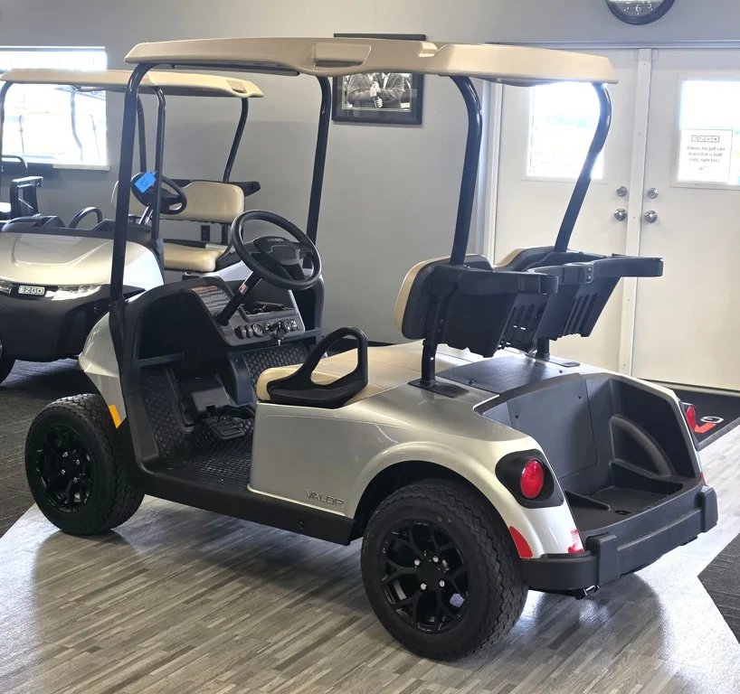 2027 E-Z-GO RXV Valor 2 thumb 3