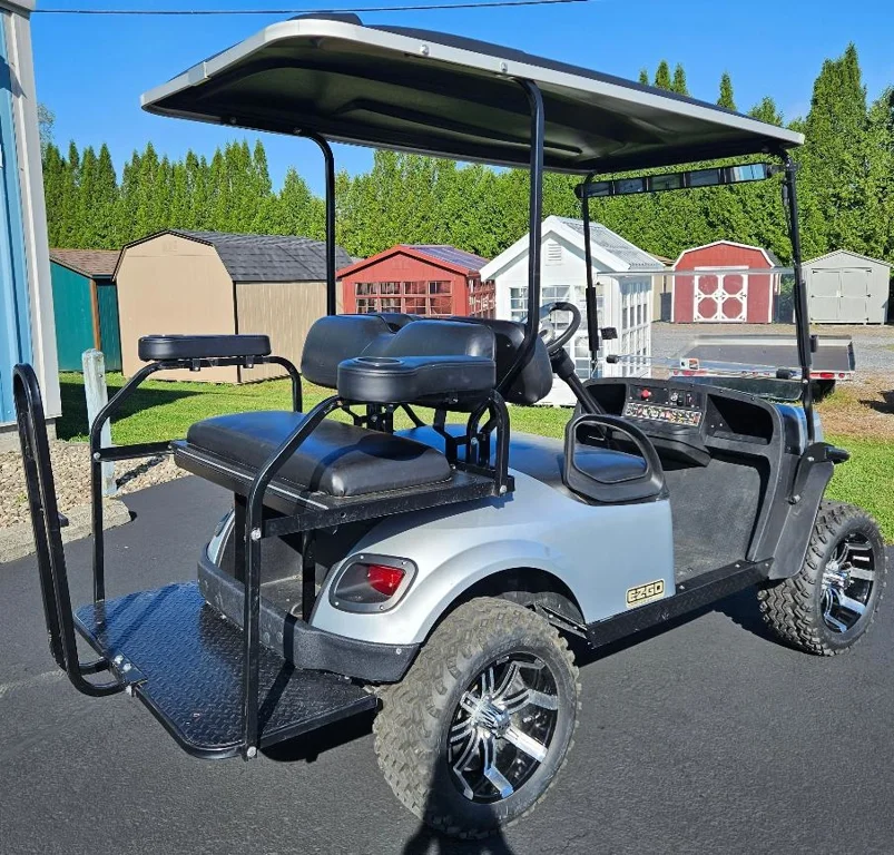 2019 E-Z-GO Express thumb 2