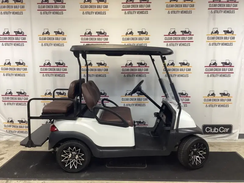 2019 Club Car Precedent Gas photo 1