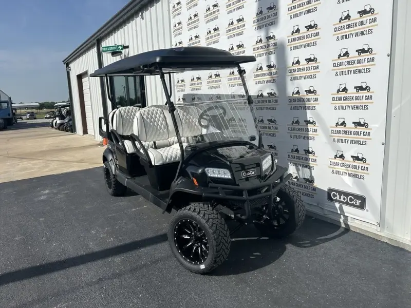 2027 Club Car Onward 6 Passenger photo 1