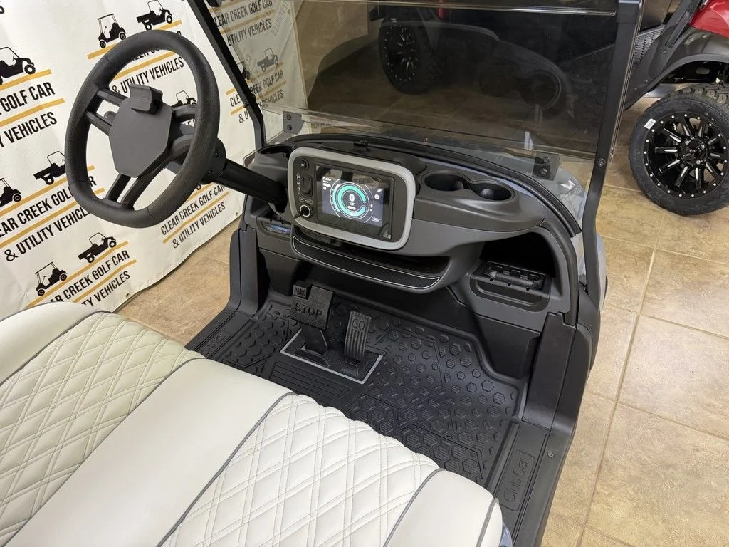 2027 Club Car Onward thumb 3
