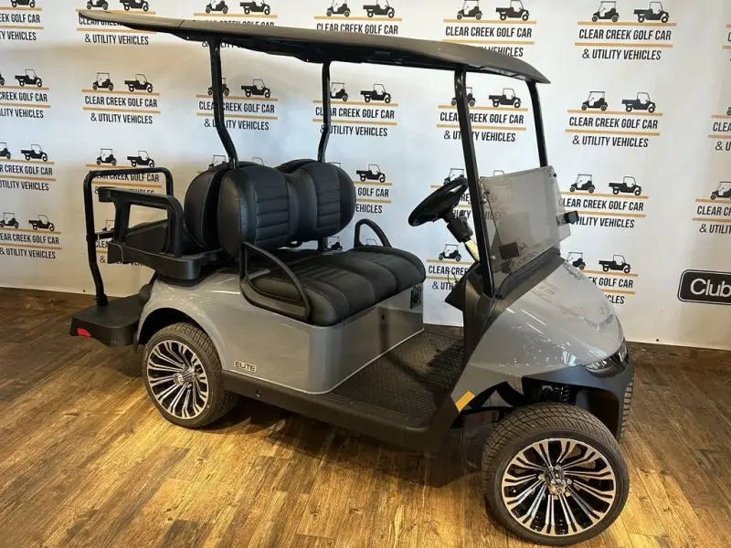 2026 E-Z-GO RXV photo 1