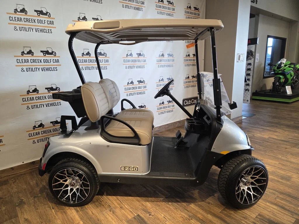 2018 E-Z-GO Freedom thumb 3