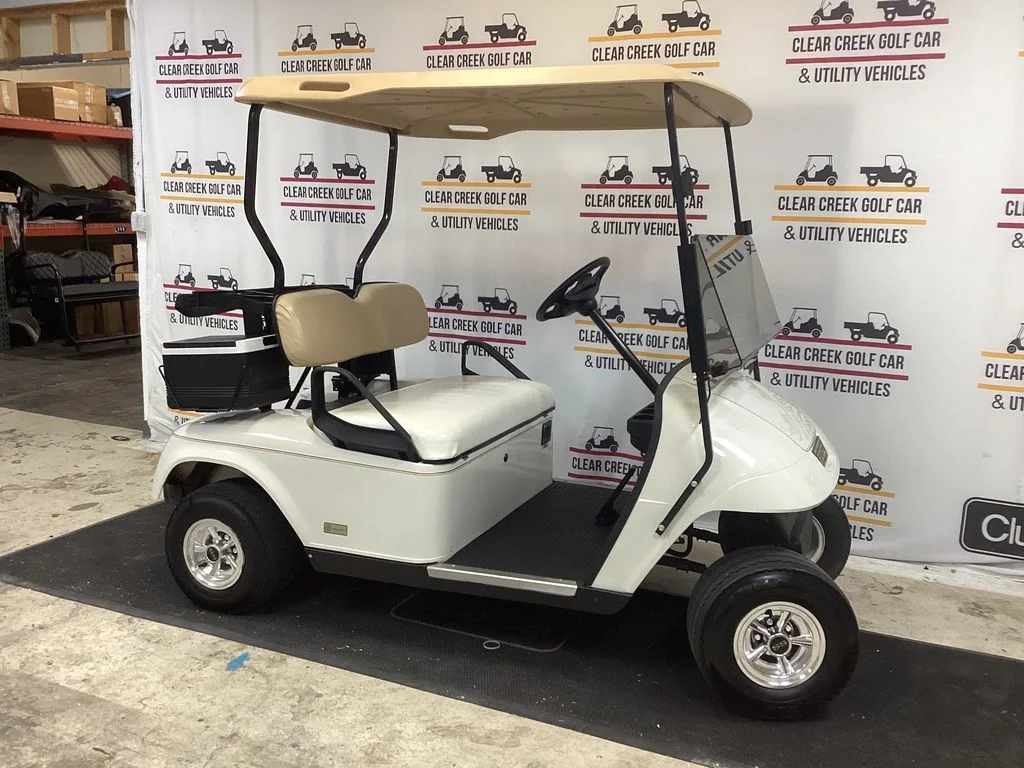 2005 E-Z-GO TXT photo 1