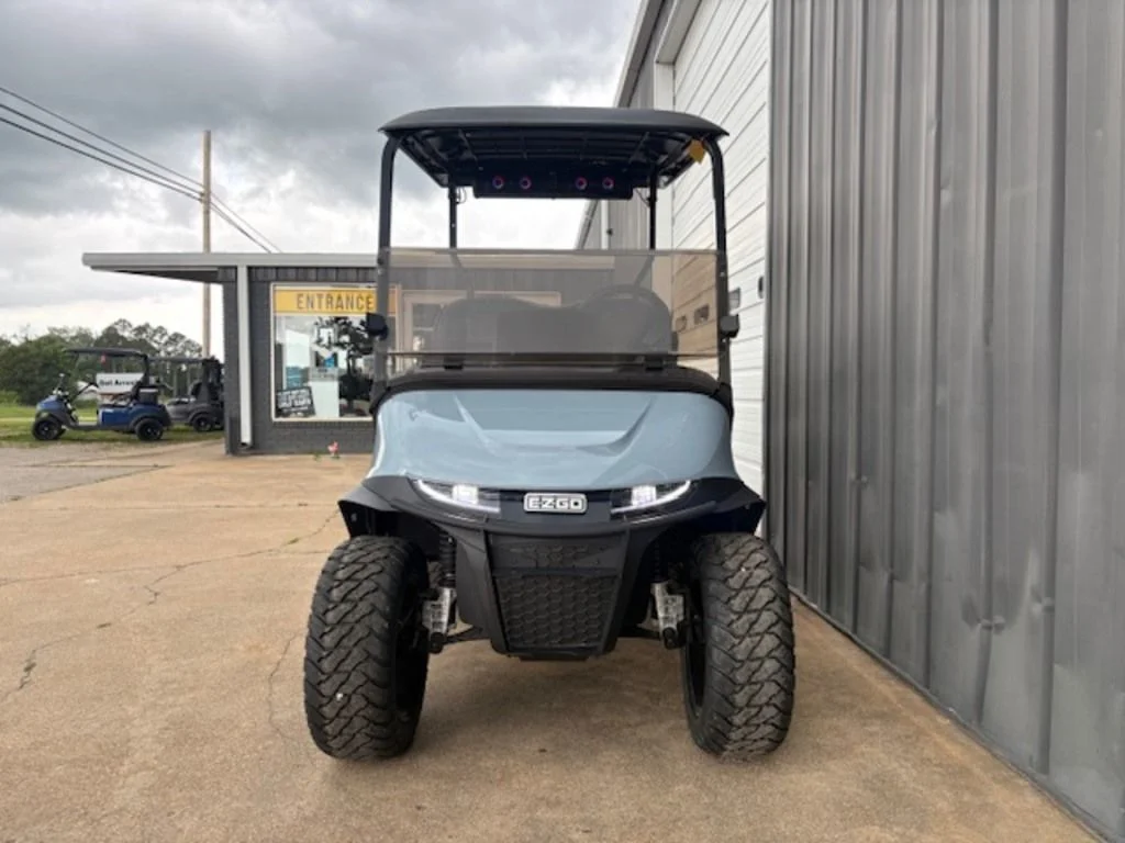 2026 E-Z-GO RXV ELiTE Lithium thumb 3