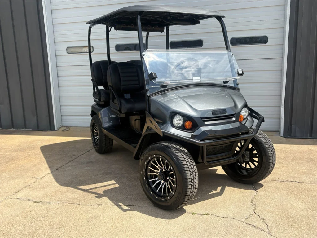2026 E-Z-GO Liberty ELiTE Lithium thumb 2