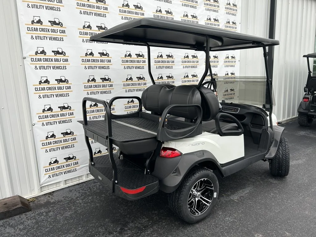 2027 Club Car Onward 4 Passenger thumb 4