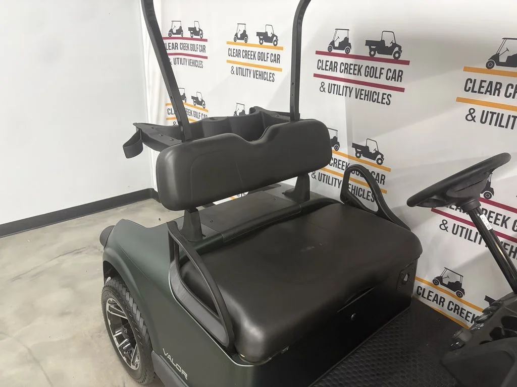 2026 E-Z-GO RXV 2 Valor S + 48V Matte Green thumb 3