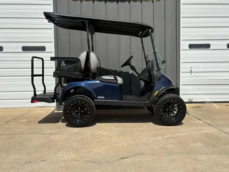 2026 E-Z-GO RXV ELiTE Lithium thumb 1