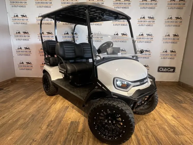 2026 E-Z-GO Liberty ELiTE Lithium photo 1