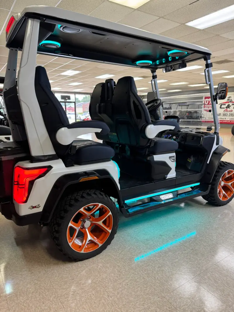 2025 Evolution XT4 thumb 4