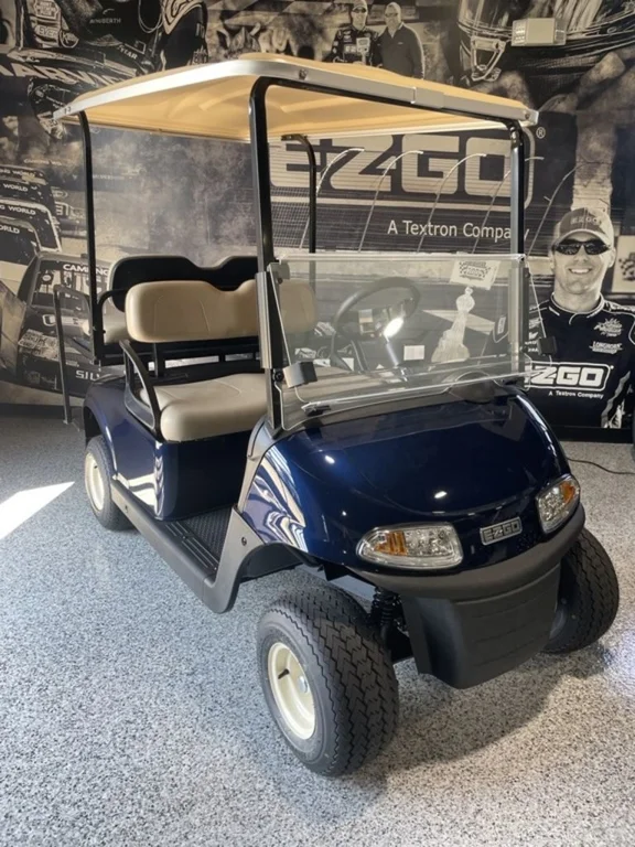 2020 E-Z-GO RXV photo 1