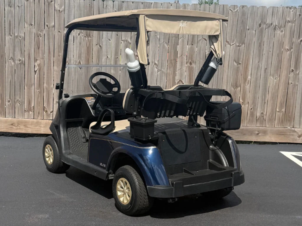 2025 E-Z-GO RXV thumb 2