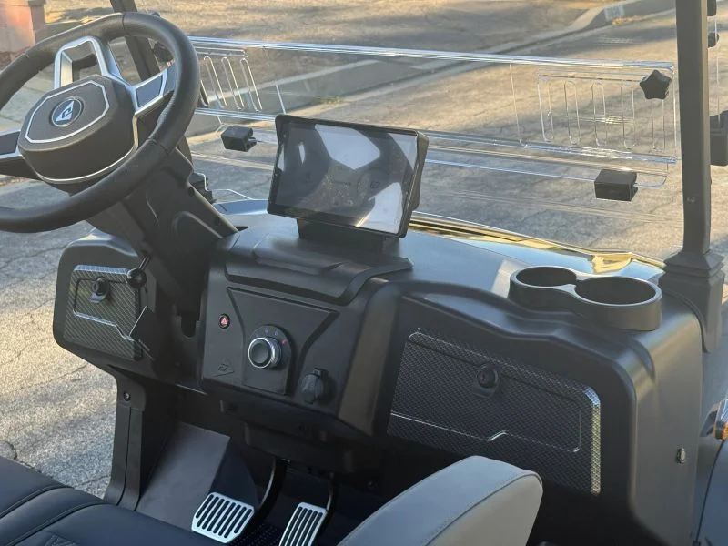 2026 Denago Rover XL thumb 3