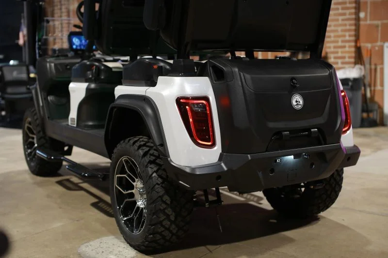 2027 Evolution Maverick 4 Plus 4 Plus thumb 4
