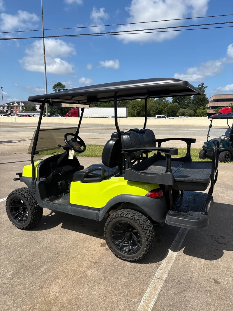 2019 Club Car Tempo 2+2 thumb 3