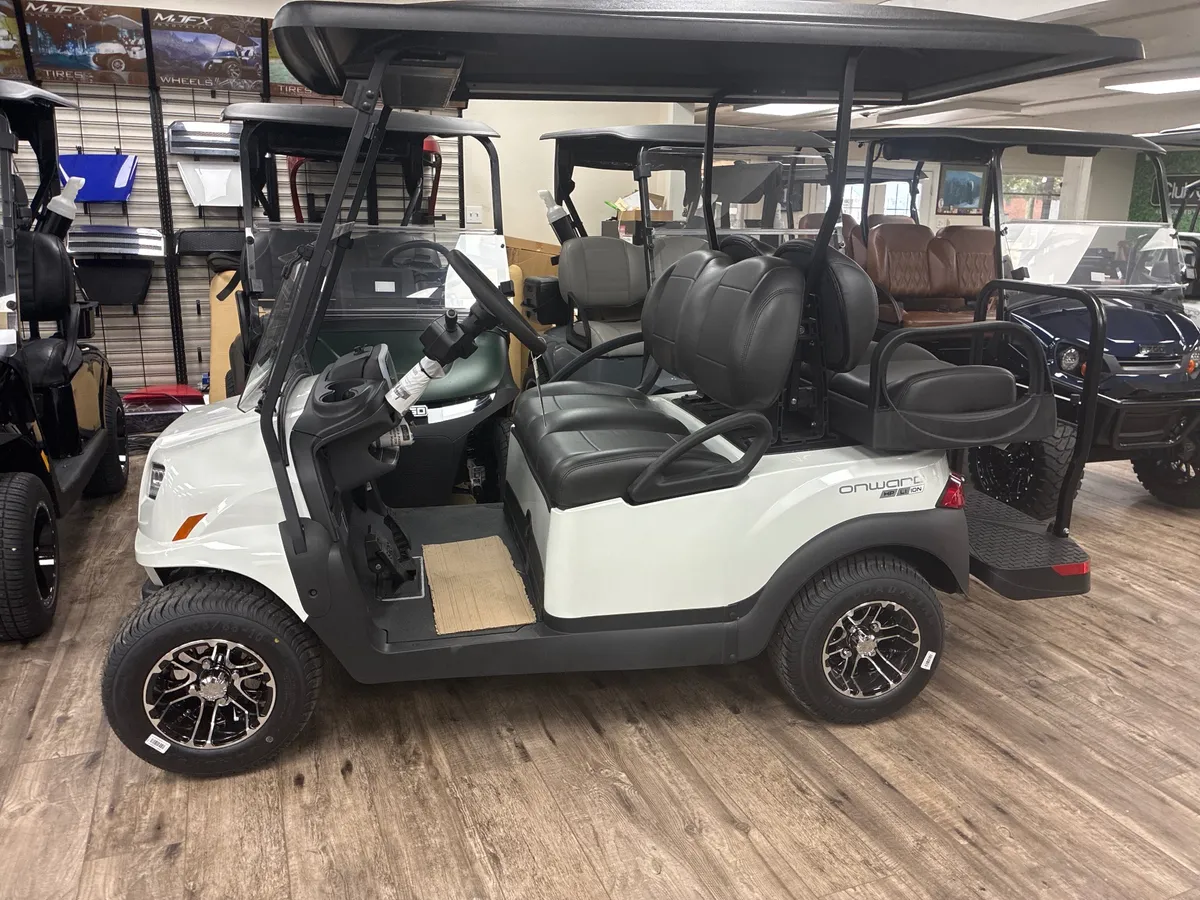 2027 Club Car Onward 4 Passenger thumb 2