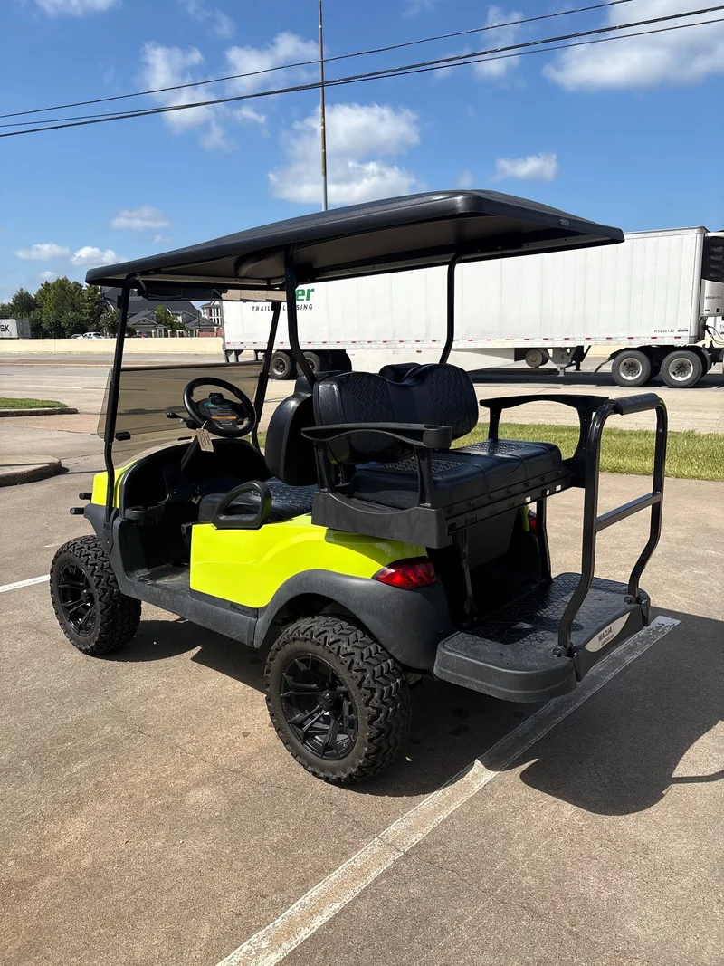 2019 Club Car Tempo 2+2 thumb 2