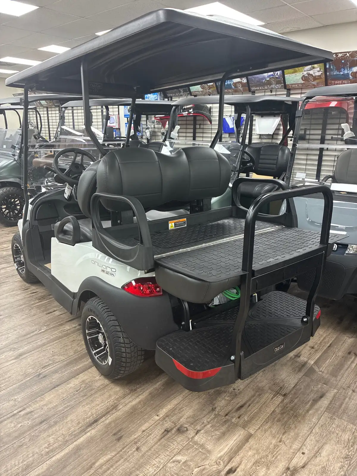 2027 Club Car Onward 4 Passenger thumb 4