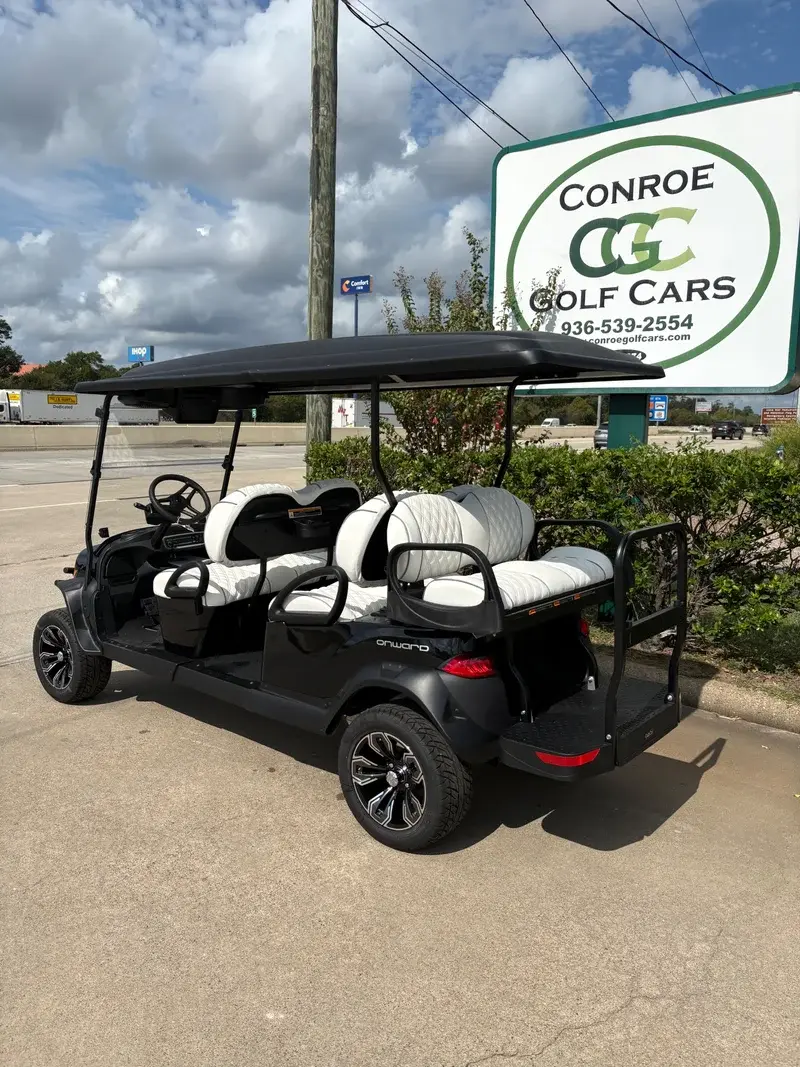2027 Club Car Onward 6 Passenger thumb 3