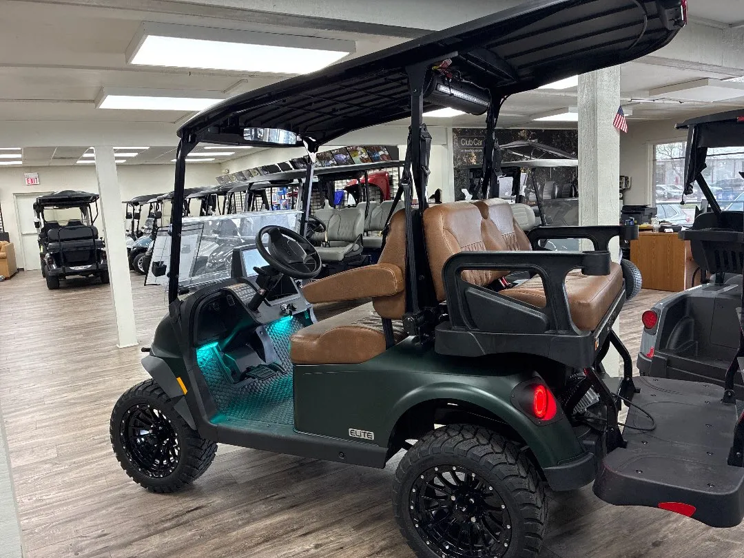 2026 E-Z-GO RXV ELiTE Lithium thumb 4